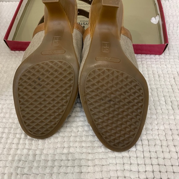 Canvas shoe-tie with leather strap - Picture 2 of 4